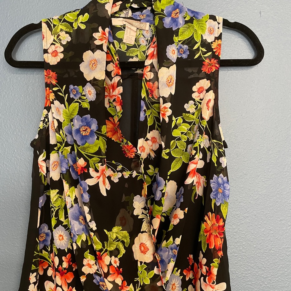 XS Flowered Blouse